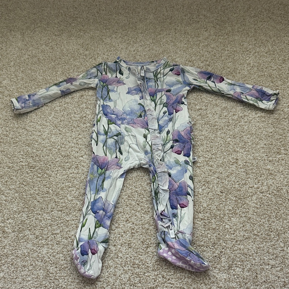 LBB/Bums & Roses footie 3-6m